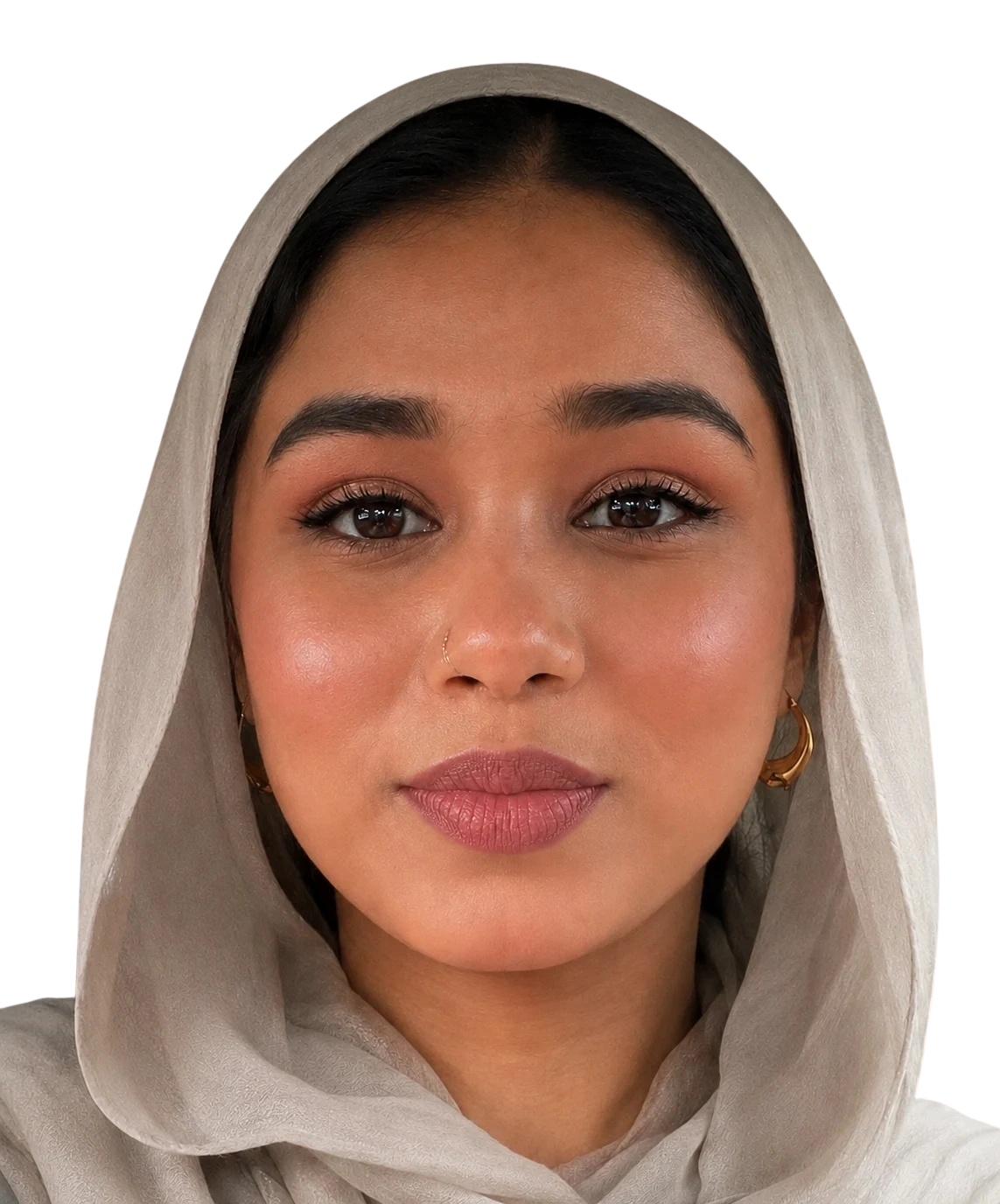 Portrait of the best SEO freelancer in Jeddah, KSA, smiling confidently in a white hijab